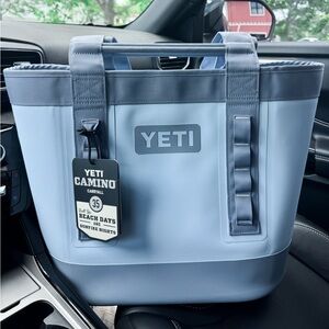 NWT Yeti Camino Carry All 35 Big Sky Blue